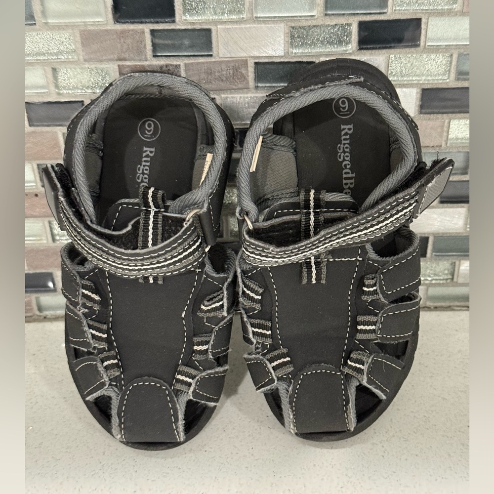 Bundle of 2 items /Kids Outdoor Sandals/Black & Blue and Green/boy size 6 - Picture 14 of 15